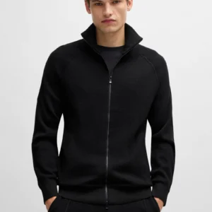 Zip-up cardigan in wool